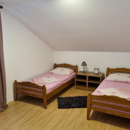 Apartmani Slavica Weißenburg Exterior foto