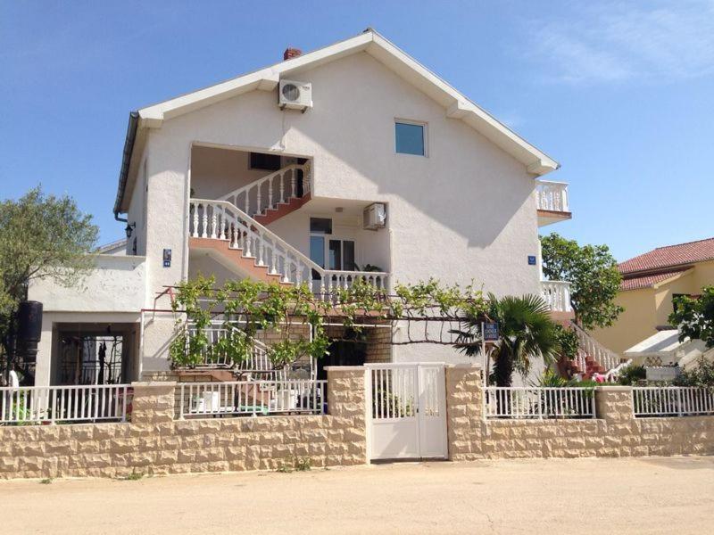 Apartmani Slavica Weißenburg Exterior foto
