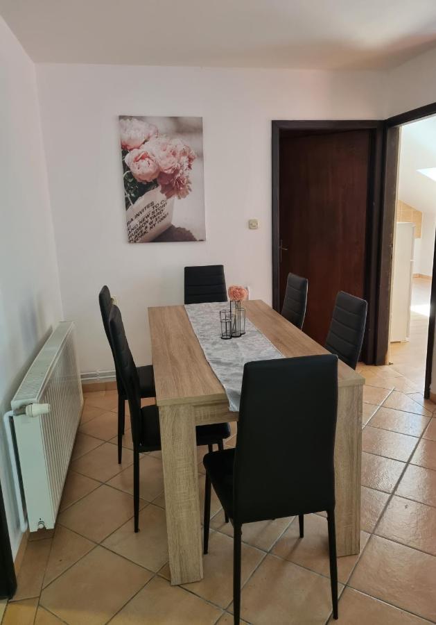 Apartmani Slavica Weißenburg Exterior foto