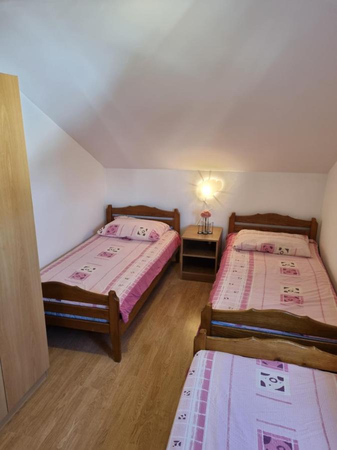 Apartmani Slavica Weißenburg Exterior foto